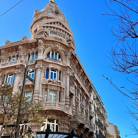 Il Nido Central Flat Бари Екстериор снимка