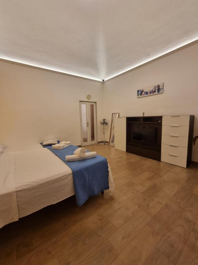 Il Nido Central Flat Бари Екстериор снимка