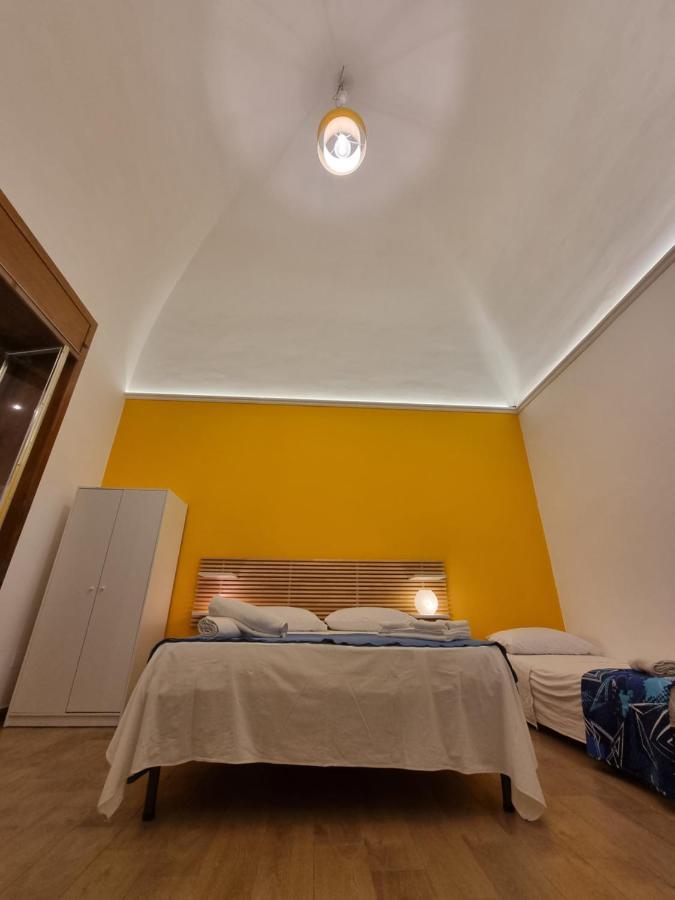 Il Nido Central Flat Бари Екстериор снимка