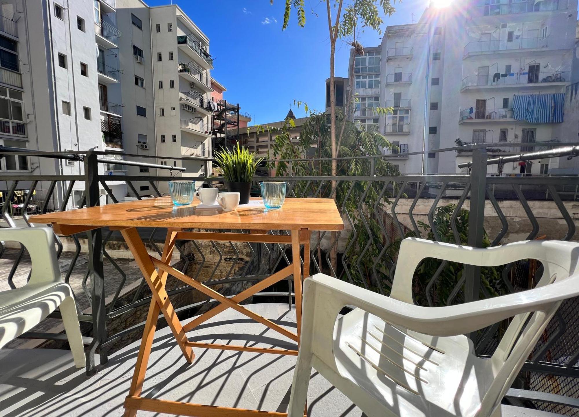 Il Nido Central Flat Бари Екстериор снимка